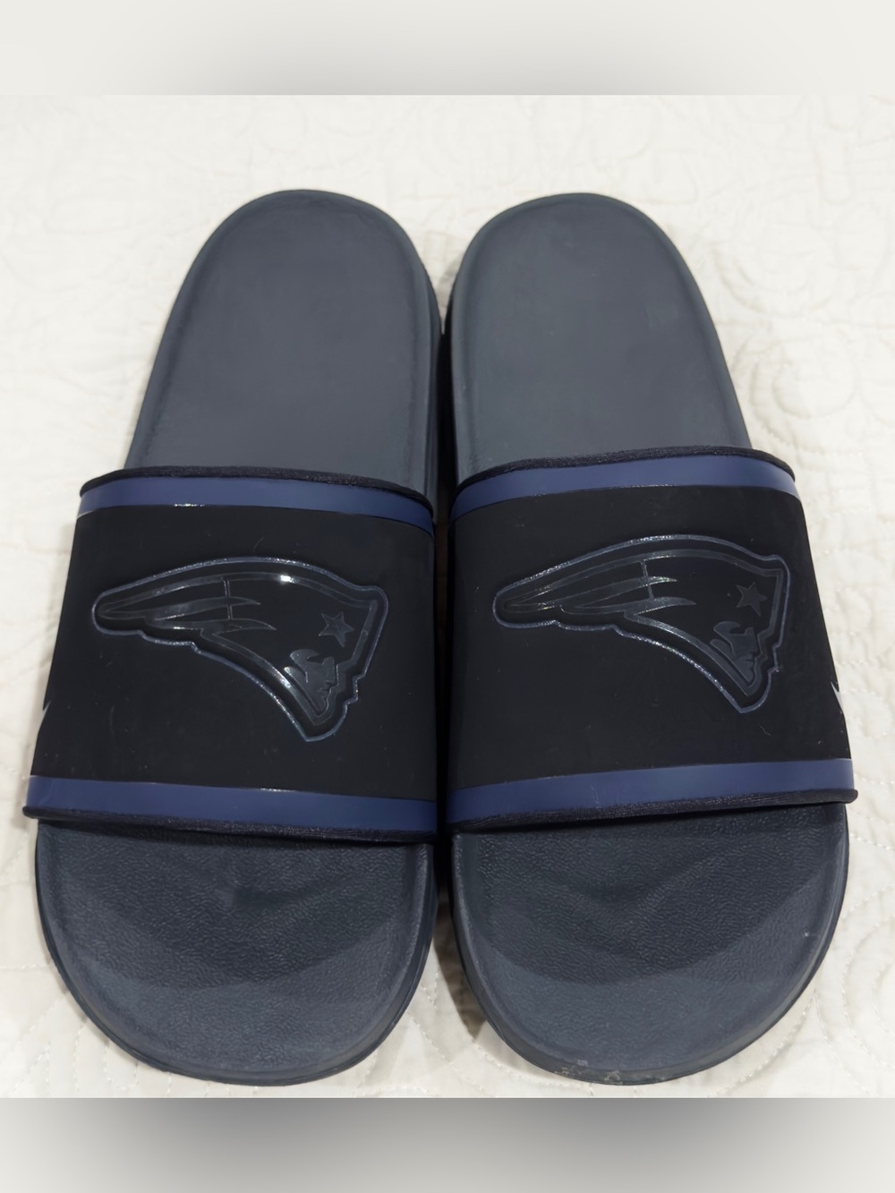 Nike Offcourt (NFL New England Patriots)
Men’s Slide Size 14